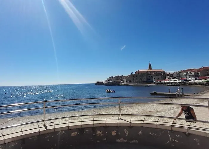 Location - 아파트